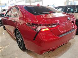 تۆیۆتا کامری